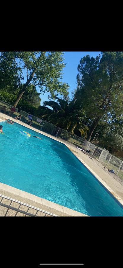 Appartement Village 9 En Residence De Vacances En Camargue อาร์ลส์ ภายนอก รูปภาพ